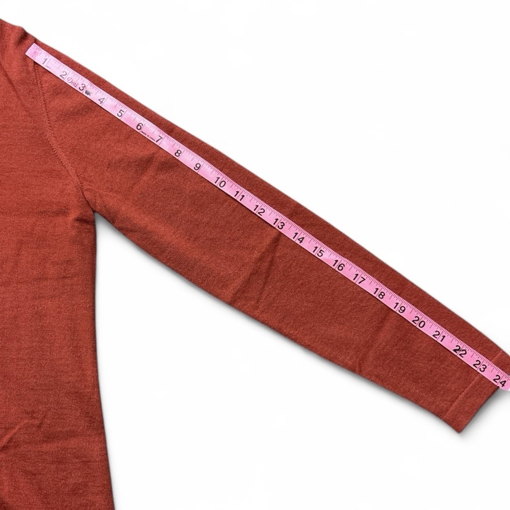 McDuff 100% Cashmere Knit Pullover V Neck Sweater, Red, Women's Size Medium - Picture 5 of 8